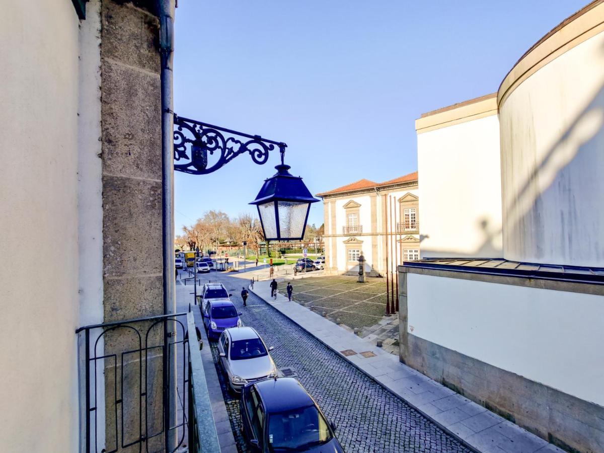 Sao Domingos Apartment - Viana City Centre Виана до Кастело Екстериор снимка